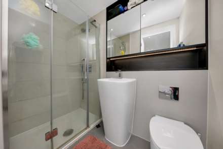Ruckholt Road, Leyton, E10, Image 13