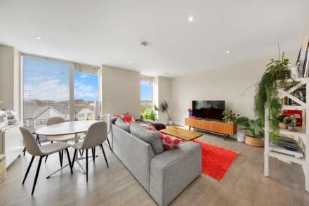 Ruckholt Road, Leyton, E10, Image 2