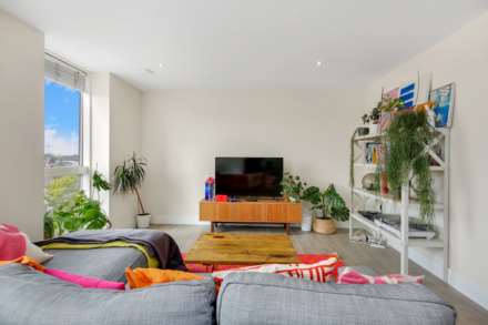 Ruckholt Road, Leyton, E10, Image 6