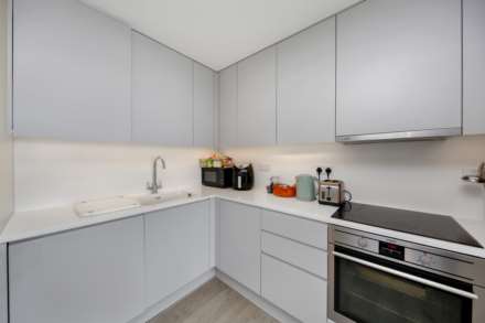 Ruckholt Road, Leyton, E10, Image 8