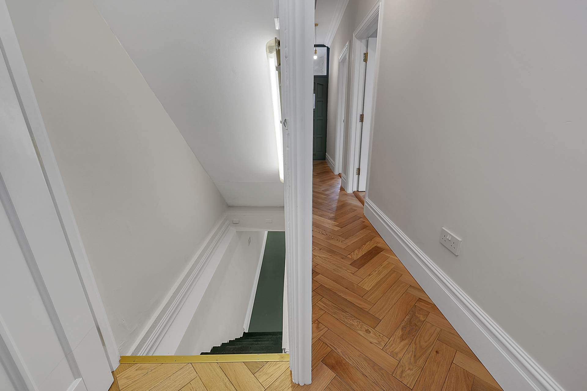Grange Park Road, Leyton, E10, Image 14
