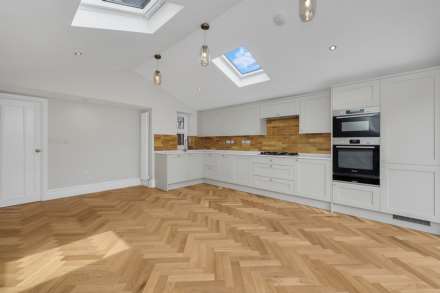 Grange Park Road, Leyton, E10, Image 13