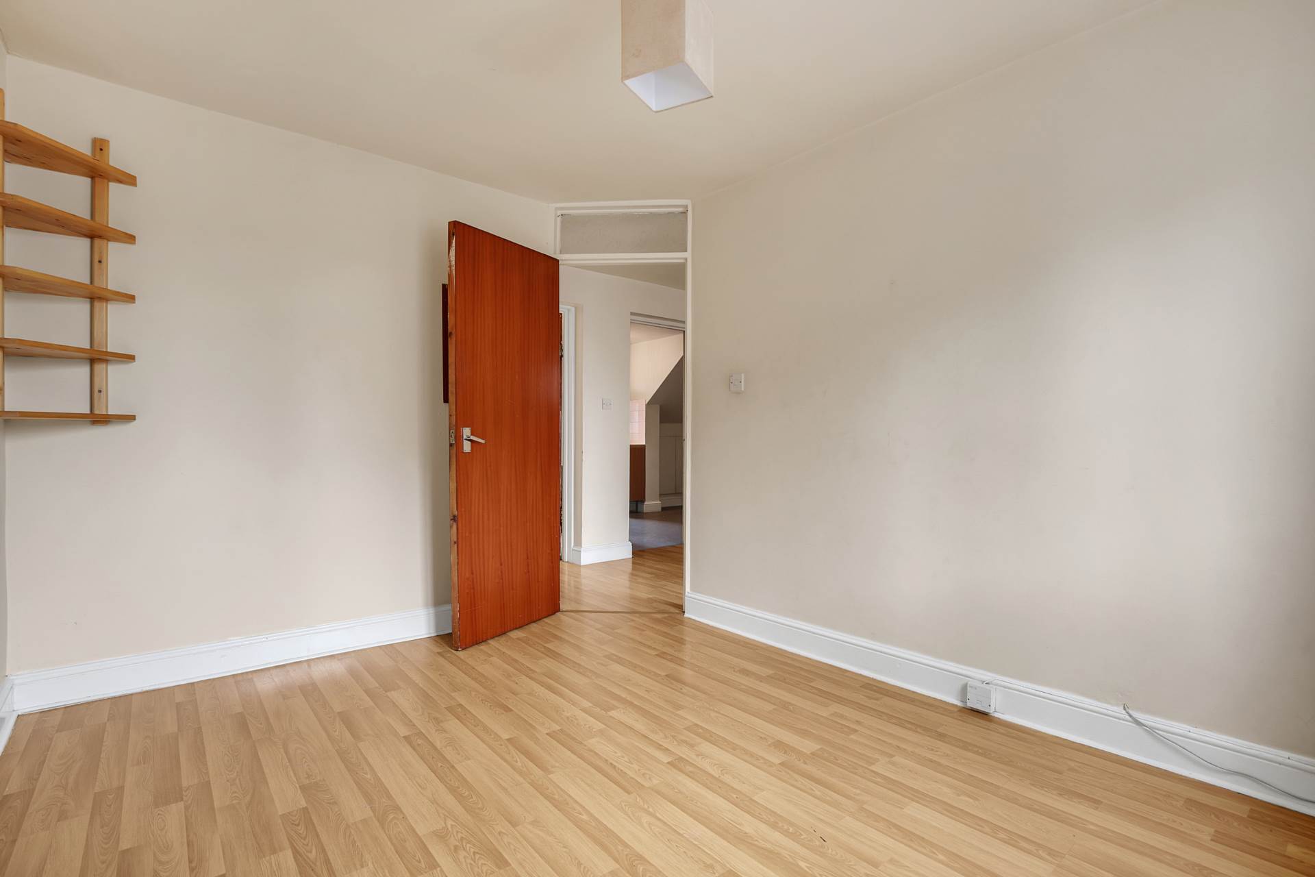 Canterbury Road, Leyton, E10, Image 6