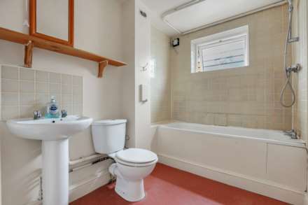 Canterbury Road, Leyton, E10, Image 12
