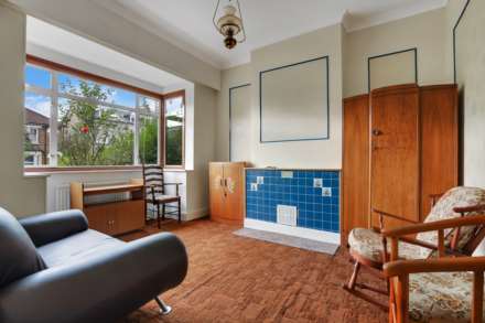 Bulwer Road, Leytonstone, E11, Image 2