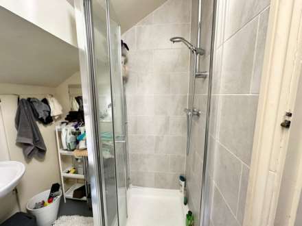 Ely Road, London, E10, Image 8