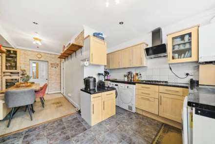 Sunnyside Road, Leyton, E10, Image 9