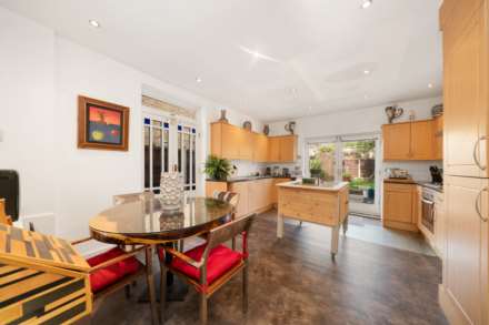 Abbotts Park Road, Leyton, E10, Image 10