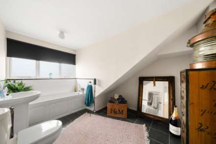 Abbotts Park Road, Leyton, E10, Image 25