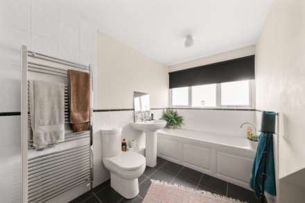 Abbotts Park Road, Leyton, E10, Image 29
