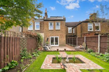 Abbotts Park Road, Leyton, E10, Image 32