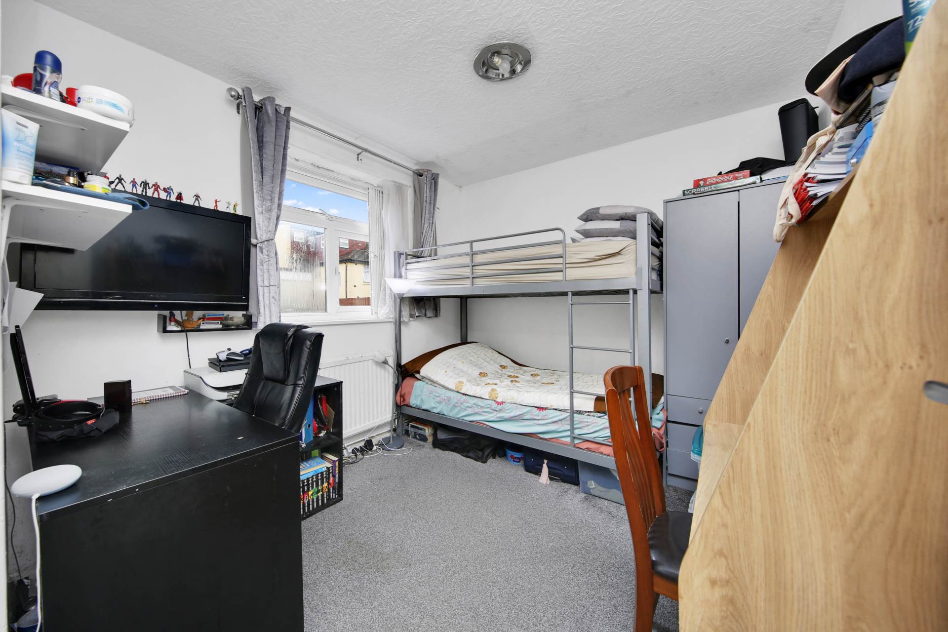 Queens Drive, Leyton, E10, Image 20