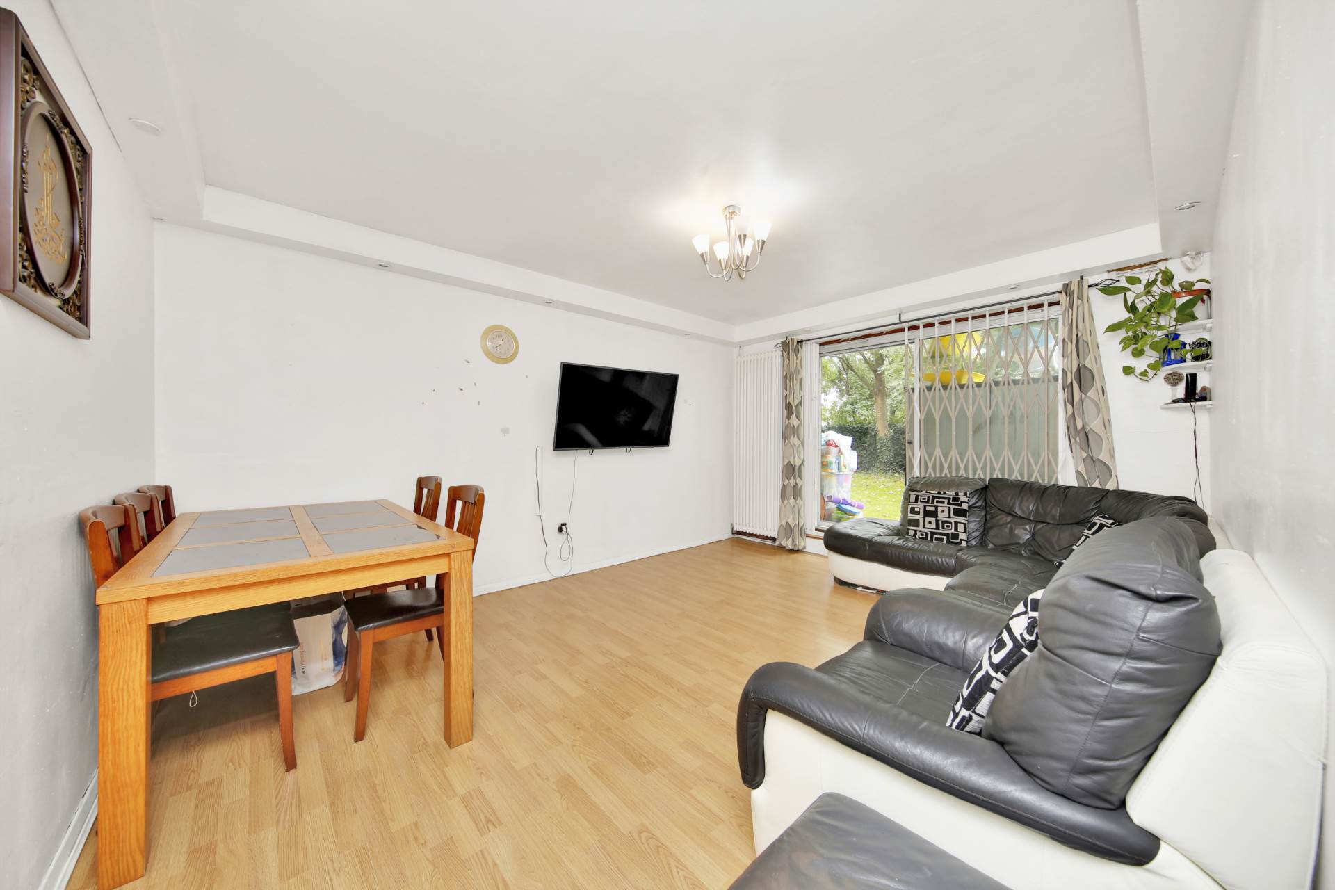 Queens Drive, Leyton, E10, Image 5