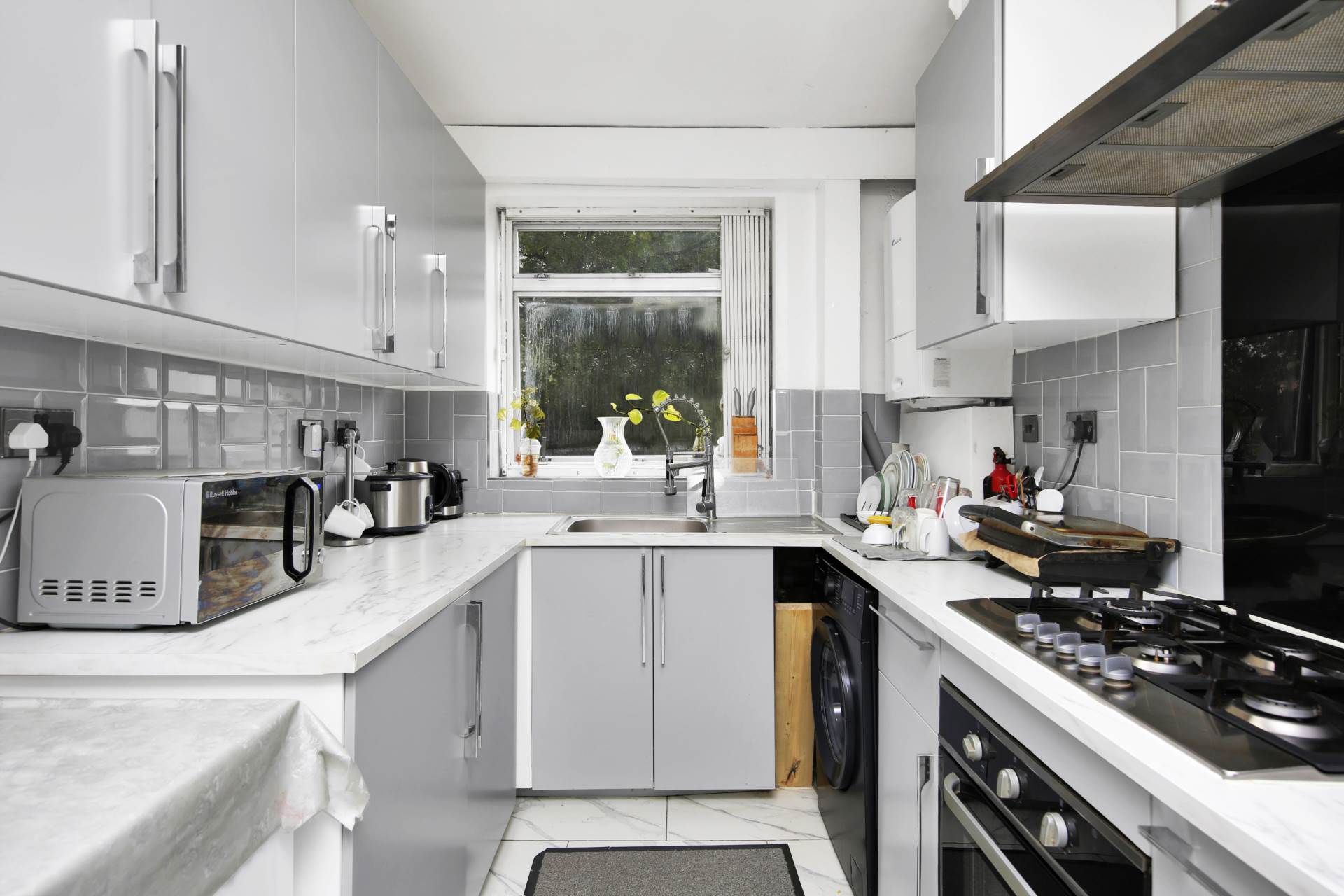 Queens Drive, Leyton, E10, Image 9
