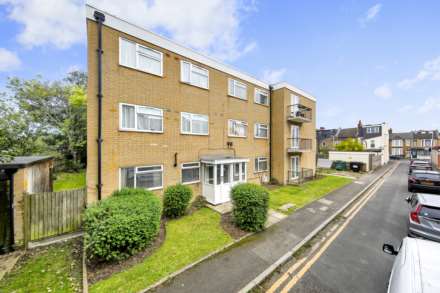 Queens Drive, Leyton, E10, Image 1