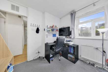 Queens Drive, Leyton, E10, Image 19