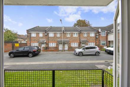 Queens Drive, Leyton, E10, Image 23