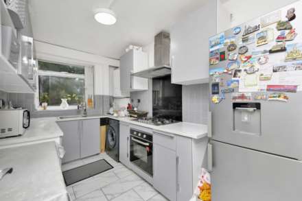 Queens Drive, Leyton, E10, Image 7