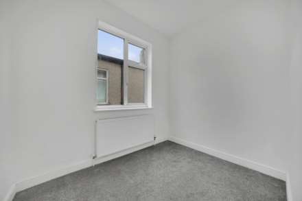 Park Road, Leyton, E10, Image 10