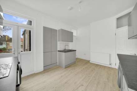 Park Road, Leyton, E10, Image 6