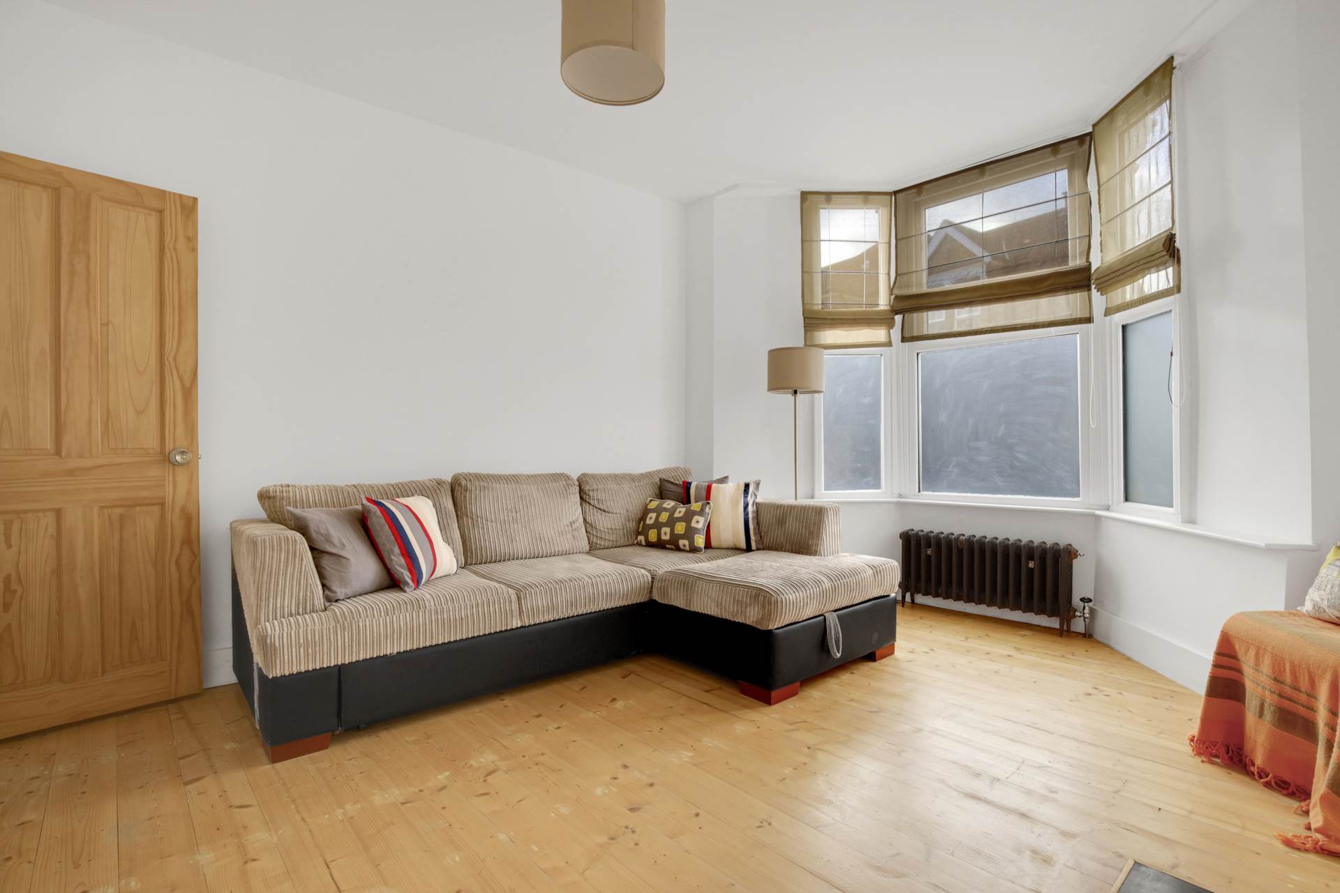 Grove Road, Seven Sisters, N15, Image 4