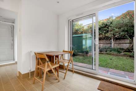 Grove Road, Seven Sisters, N15, Image 10