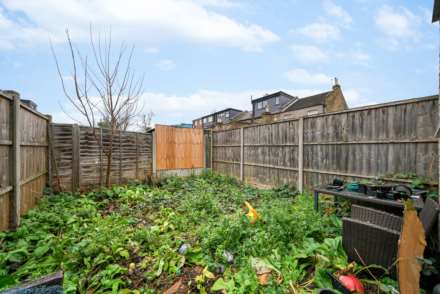 Wragby Road, London, E11, Image 13
