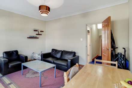 Wragby Road, London, E11, Image 16