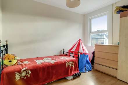 Wragby Road, London, E11, Image 21