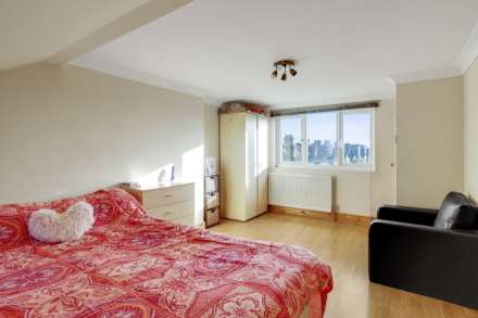 Wragby Road, London, E11, Image 24