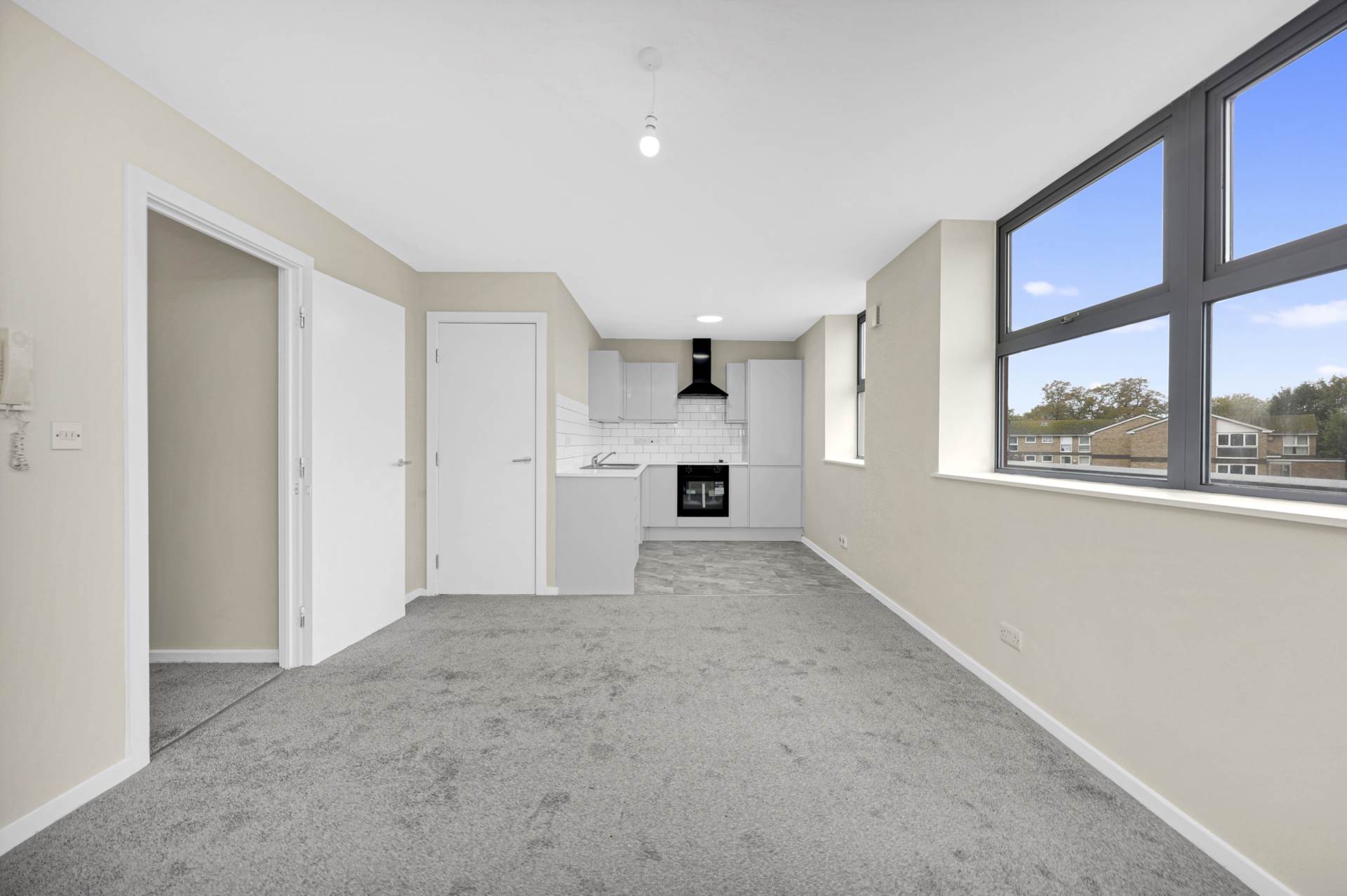 Romford Road, Forest Gate, E7, Image 5