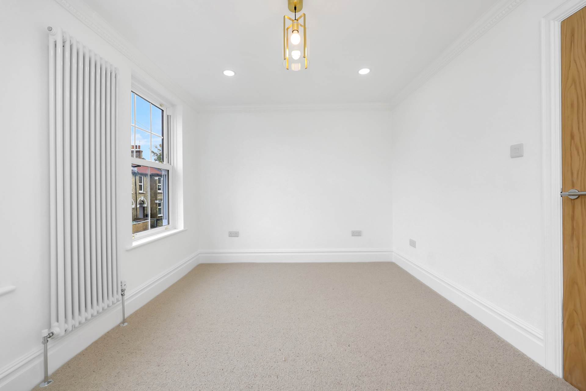 Dawlish Road, London, Image 12
