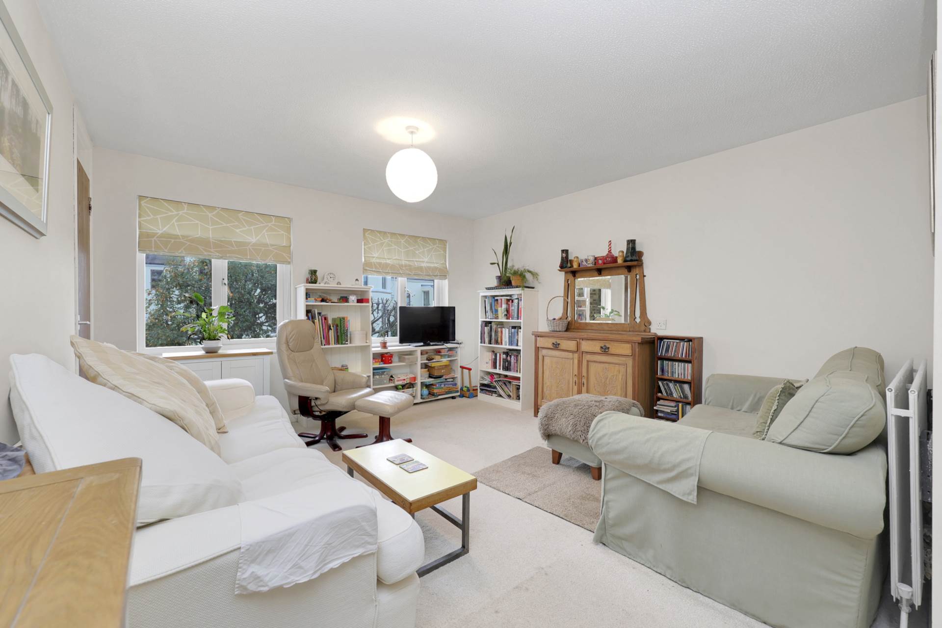 Etloe House, Leyton, E10, Image 2