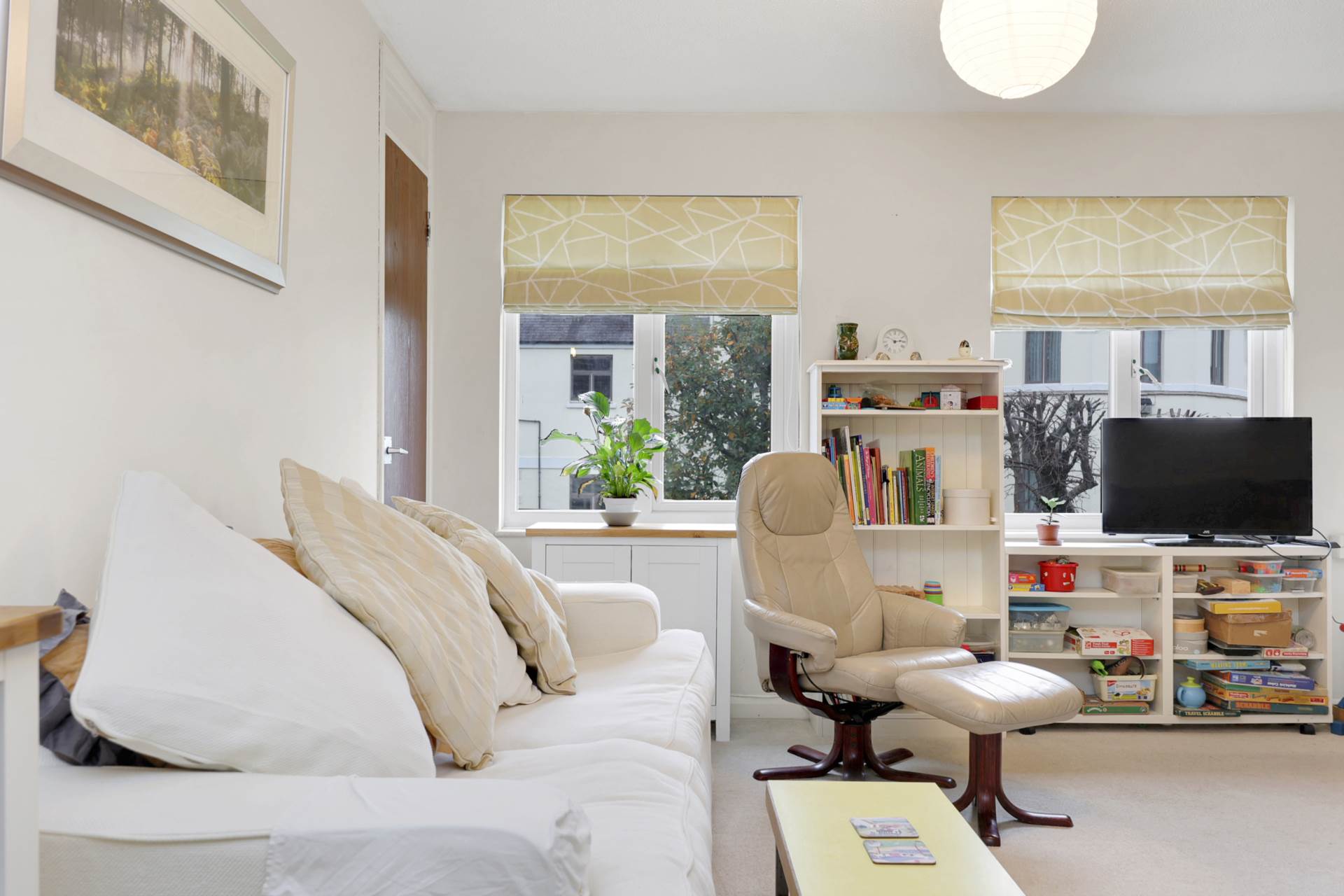 Etloe House, Leyton, E10, Image 3