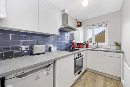 Etloe House, Leyton, E10, Image 13
