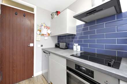 Etloe House, Leyton, E10, Image 15
