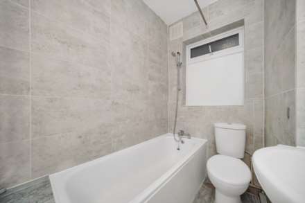 Park Road, Leyton, E10, Image 8
