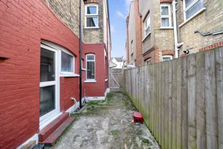 Colchester Road, Leyton, E10, Image 19