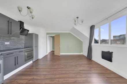 Buckland Road, London, E10, Image 6