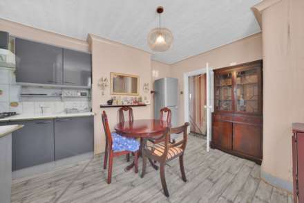Francis Road, Leyton, E10, Image 10