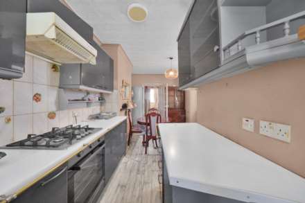 Francis Road, Leyton, E10, Image 11