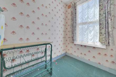 Francis Road, Leyton, E10, Image 4