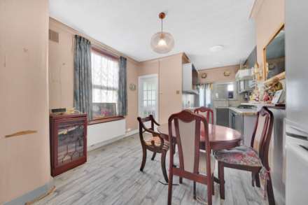 Francis Road, Leyton, E10, Image 9