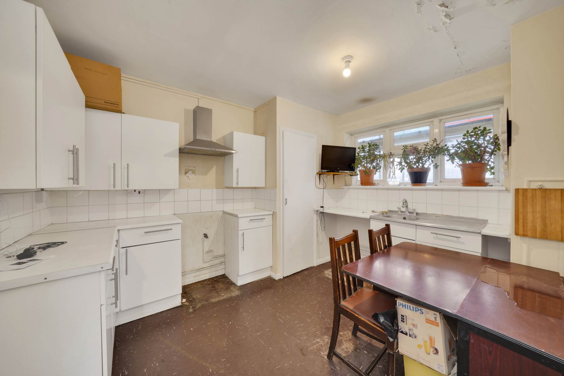 Park Road, Leyton, Image 1