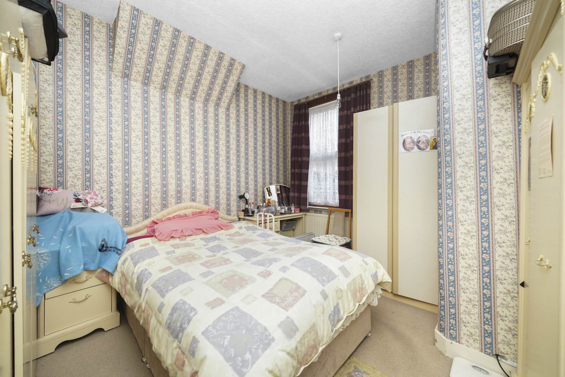 Twickenham Rd, London, Image 5