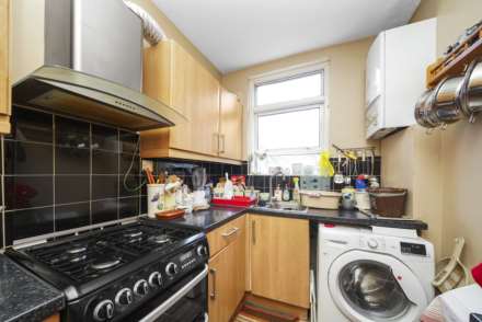 Twickenham Rd, London, Image 11