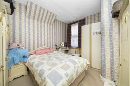 Twickenham Rd, London, Image 5