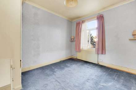 Dunedin Road, Leyton, E10, Image 14