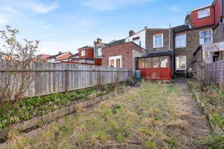 Dunedin Road, Leyton, E10, Image 19