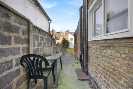 Dunedin Road, Leyton, E10, Image 21